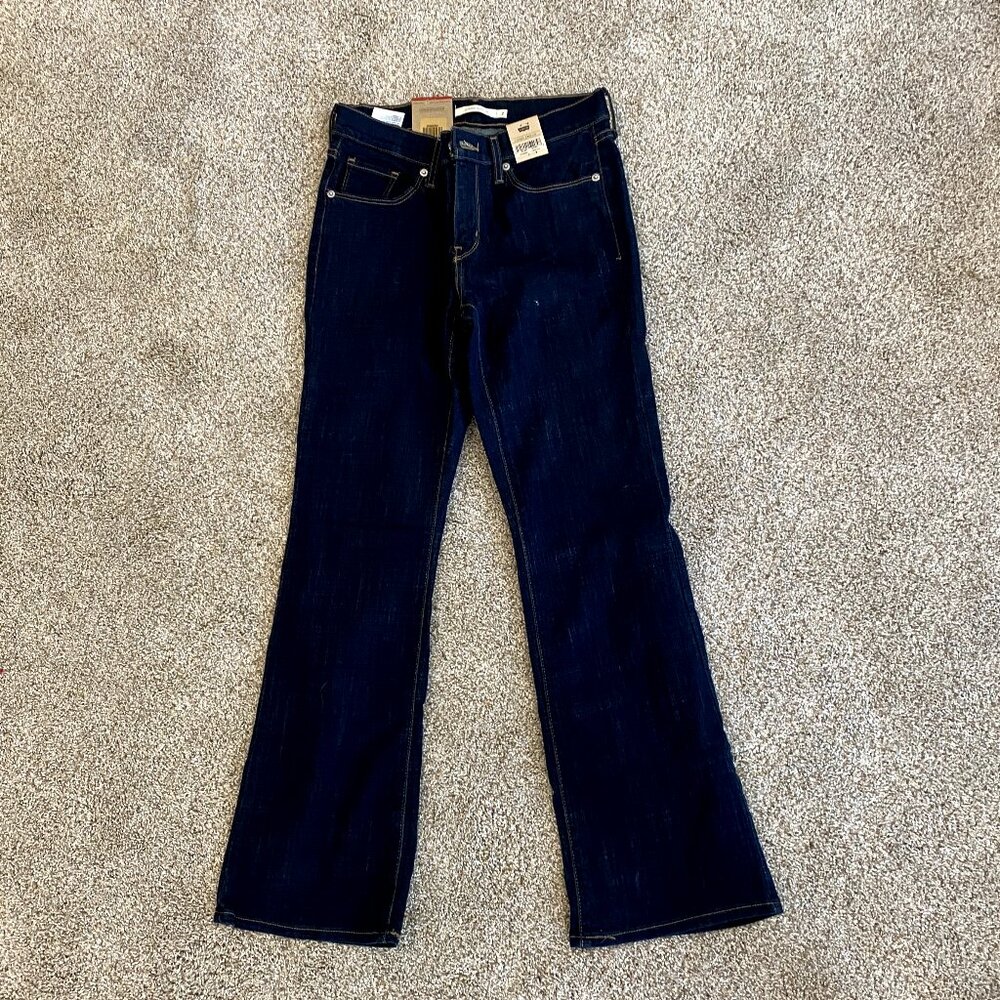 Levi Boot Cut Jeans Size 2 Short NWT!
